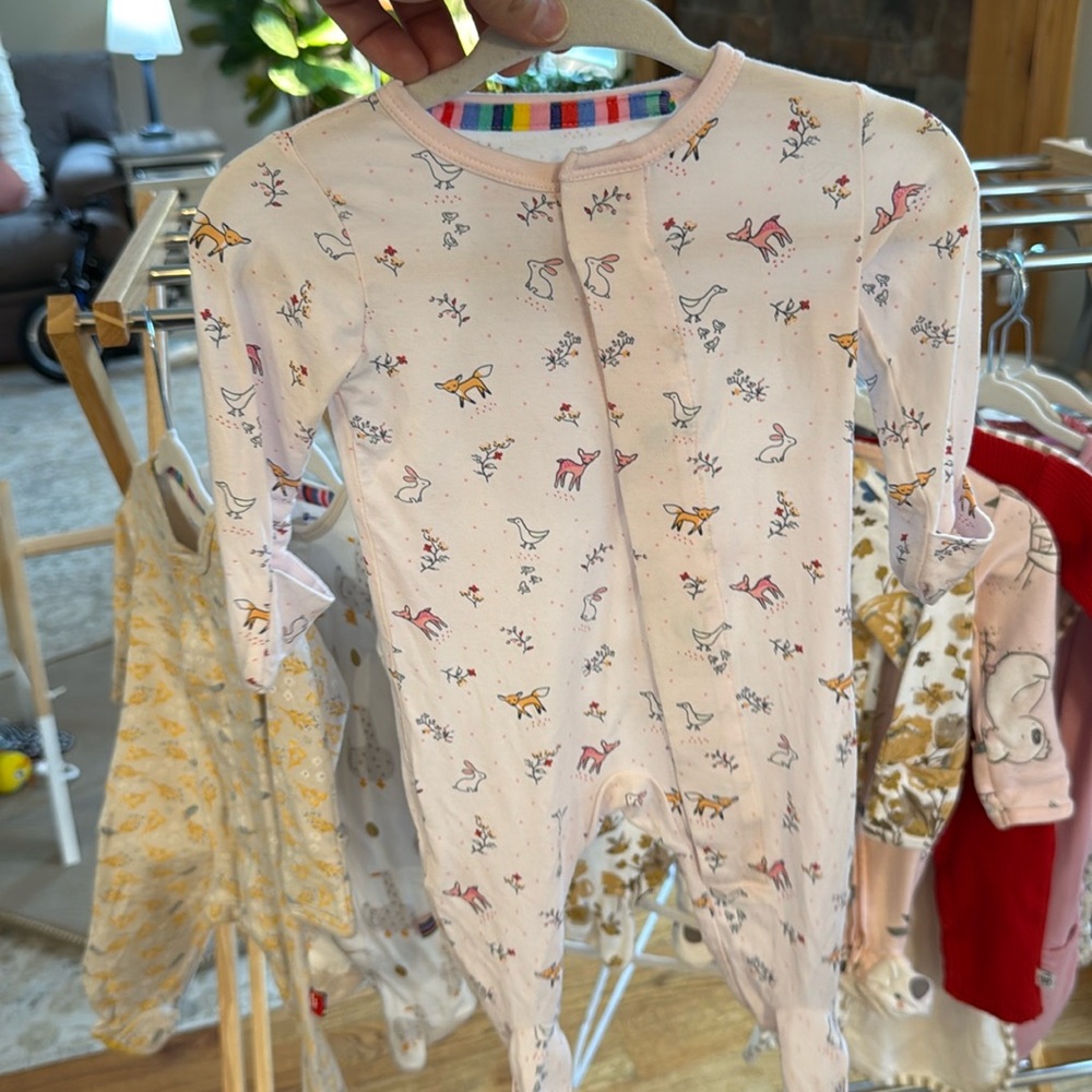EUC Magnetic Me modal footed pajama newborn size 5-8lbs